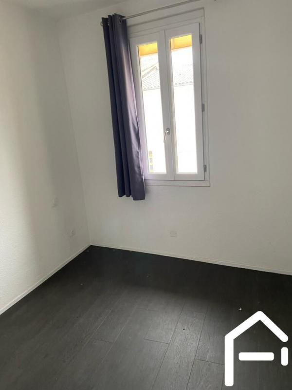 A VENDRE: Ensemble immobilier TOURNEFEUILLE 1350 000  / Double destination