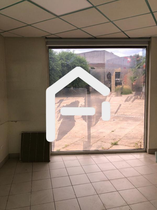 LOCAL COMMERCIAL TYPE BUREAUX