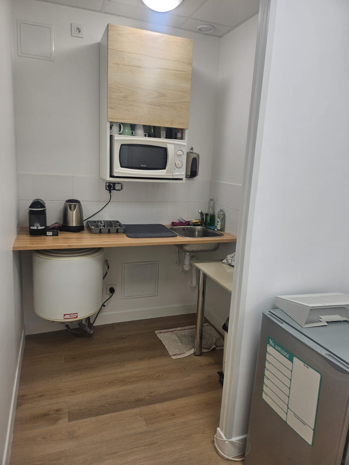 Bureau à louer à temps plein dans un cabinet de périnatalité