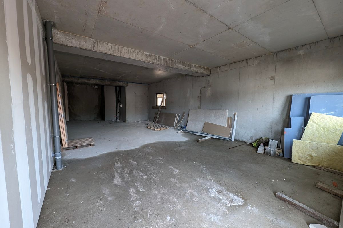Local commercial spécialisé dans une activité de santé 77 m² à vendre – « Pôle santé » à Mornant