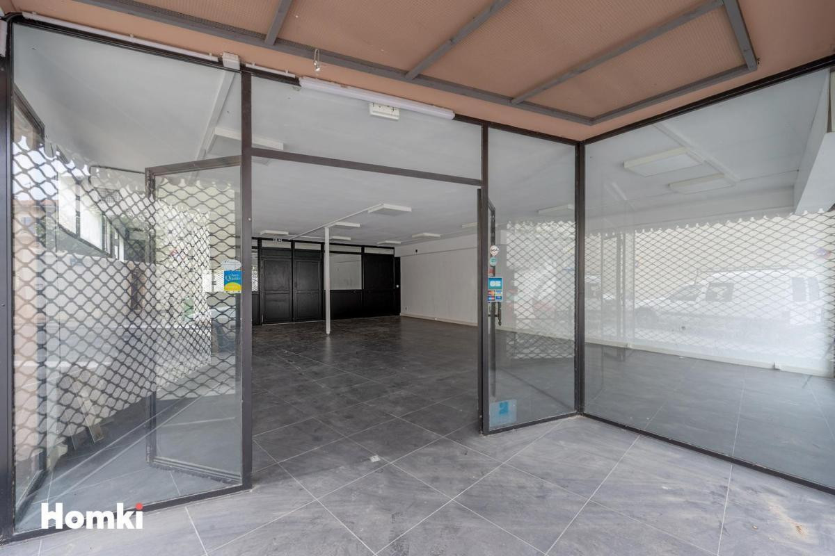 Belle Opportunité immeuble de 2 biens T6 de 250 m²  centre ville de Morières-lès-Avignon