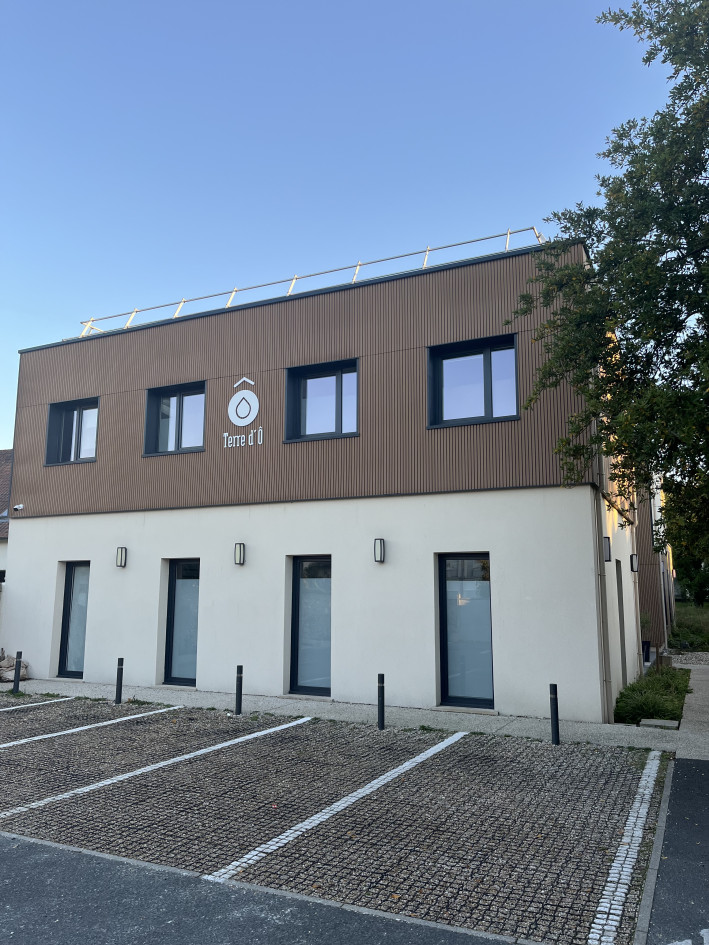 Location d’un cabinet de 12m2 au sein du centre Terre d’Ô à Chilly Mazarin