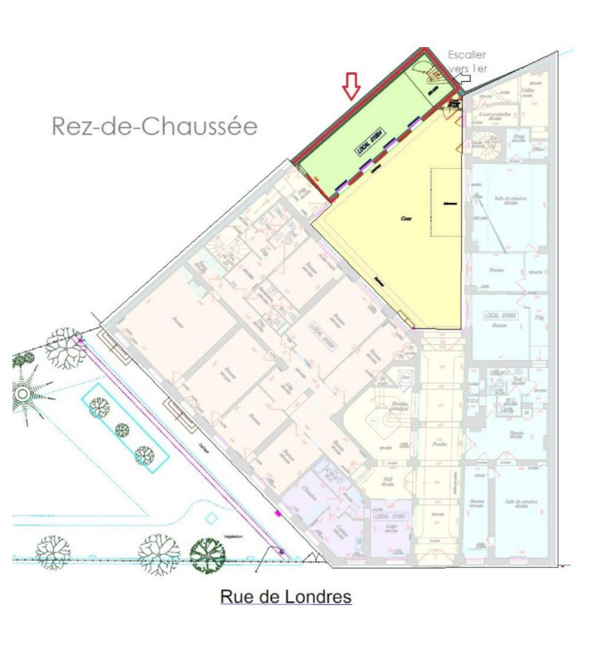 A louer bureaux rénovs dans un très bel immeuble d’angle haussmannien