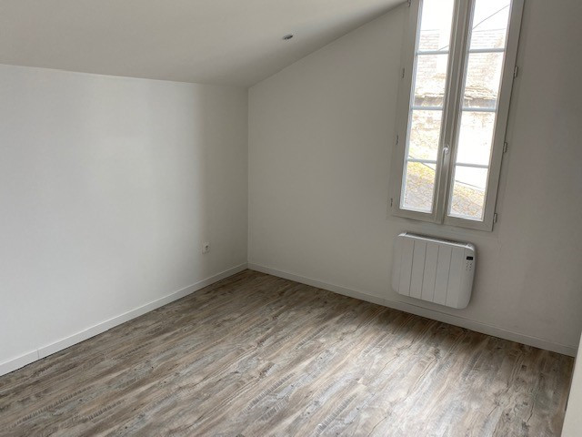 Immeuble de rapport (bureaux/commerce et habitation)
