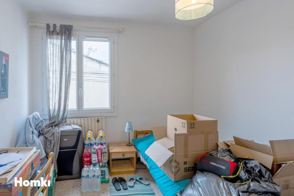Belle Opportunité immeuble de 2 biens T6 de 250 m²  centre ville de Morières-lès-Avignon