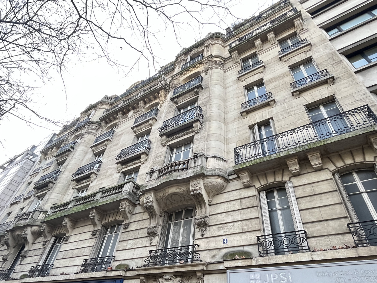 Appartement – Paris 12ᵉ - Boulevard Diderot - 2ème étage (idéal cabinet médical)