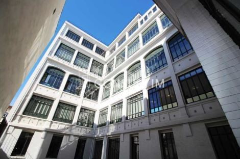 bureaux rénovés immeuble de très bon standing