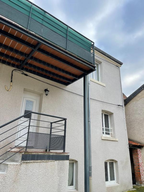 Immeuble Roanne 12 pièce(s) 251.22 m2