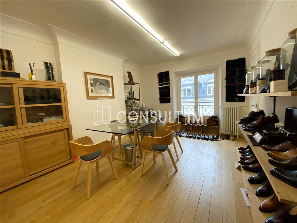 Charmant bureaux sur parquet