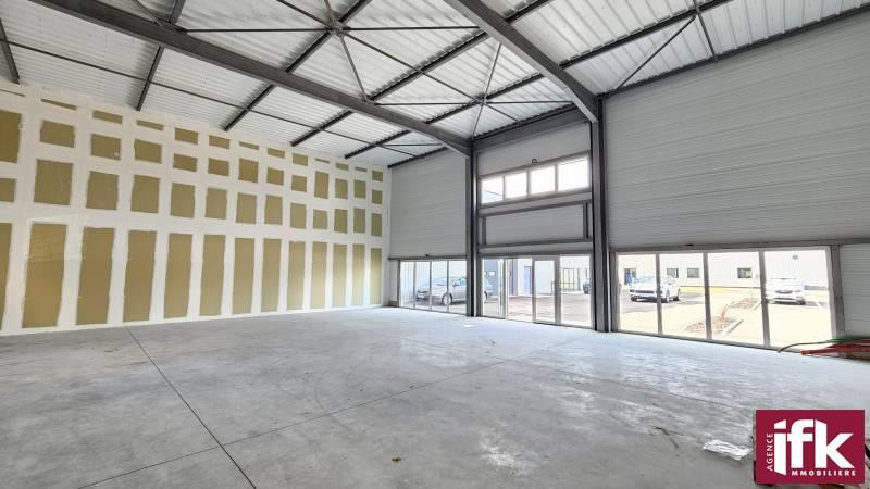 HORBOURG-WIHR LOCAL BRUT DE 200 M²