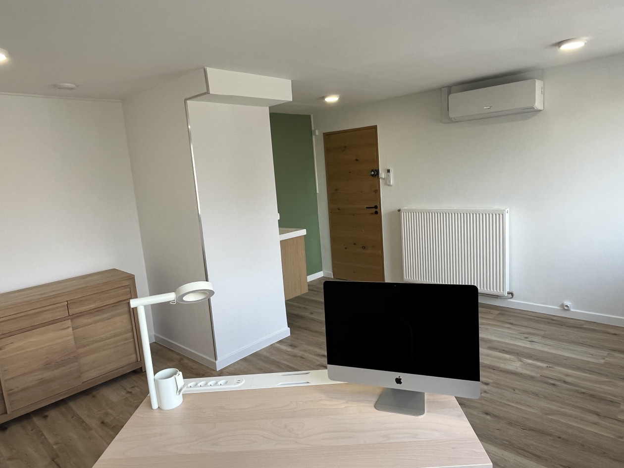bureau refait à neuf