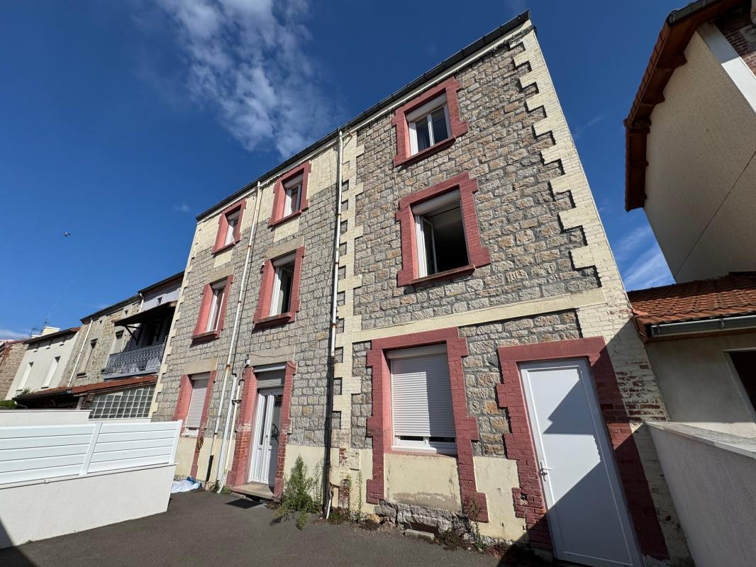 Immeuble de rapport 214m2 en parfait état avec JARDIN, TERRASSE, GARAGES à vendre Villars