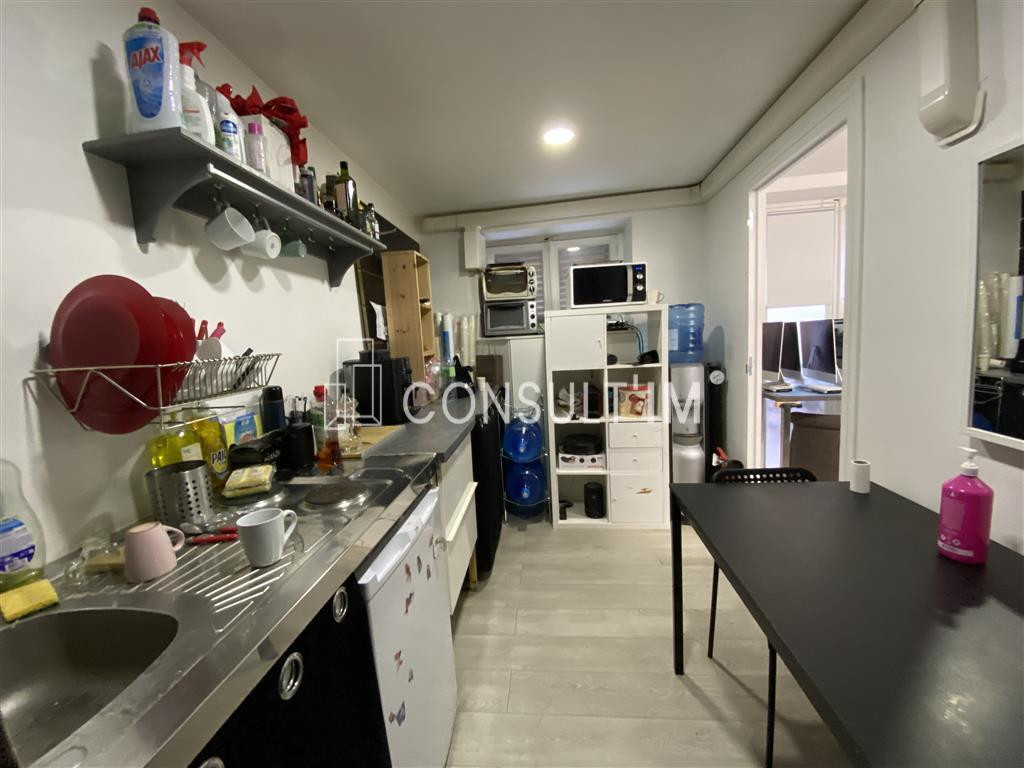Odéon, à louer une boutique de 115m² en R+1