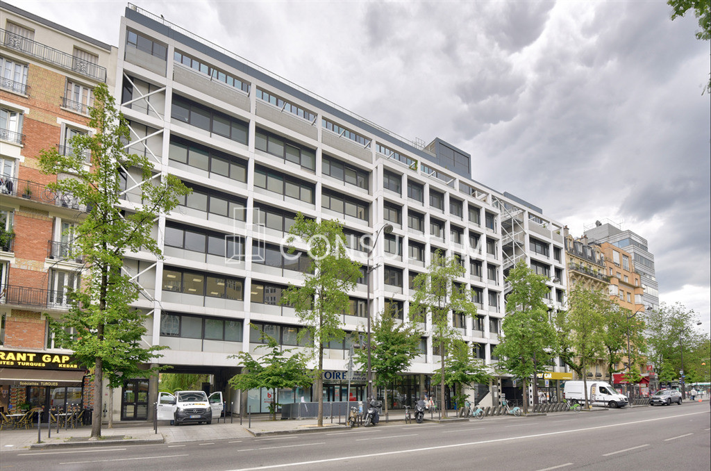 Porte d'Italie - environnement commerçant - locaux traversants et modulables