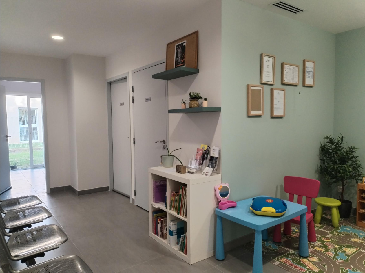 bureau 11m2 dans cabinet paramedicale