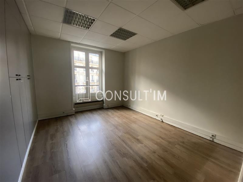 A louer bureaux refait à neuf