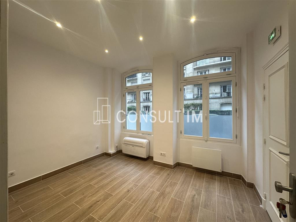 Bureaux à louer avec terrasse privative