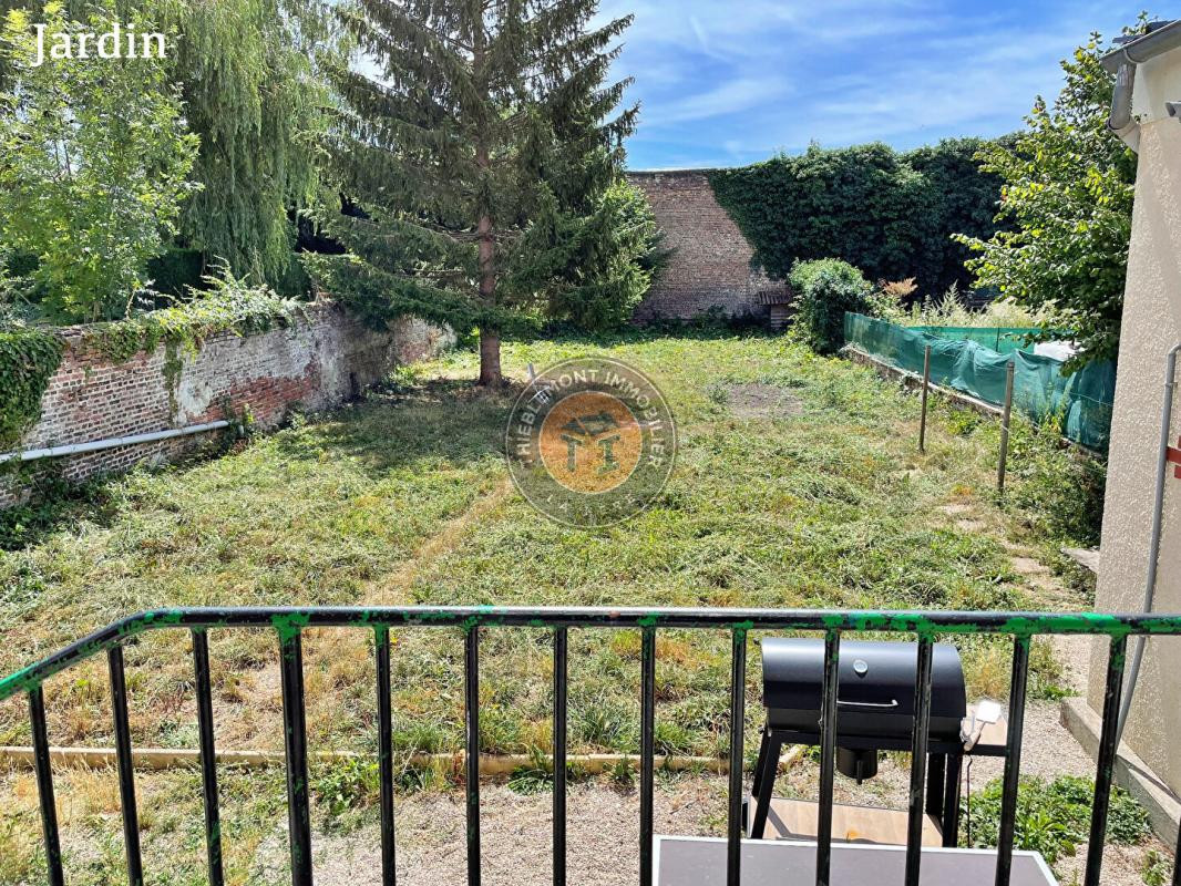 Immeuble de Rapport de 3 appartements à LA FERE