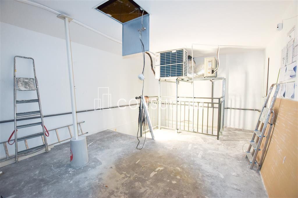 Bureaux à louer avec beau linéaire de 8m