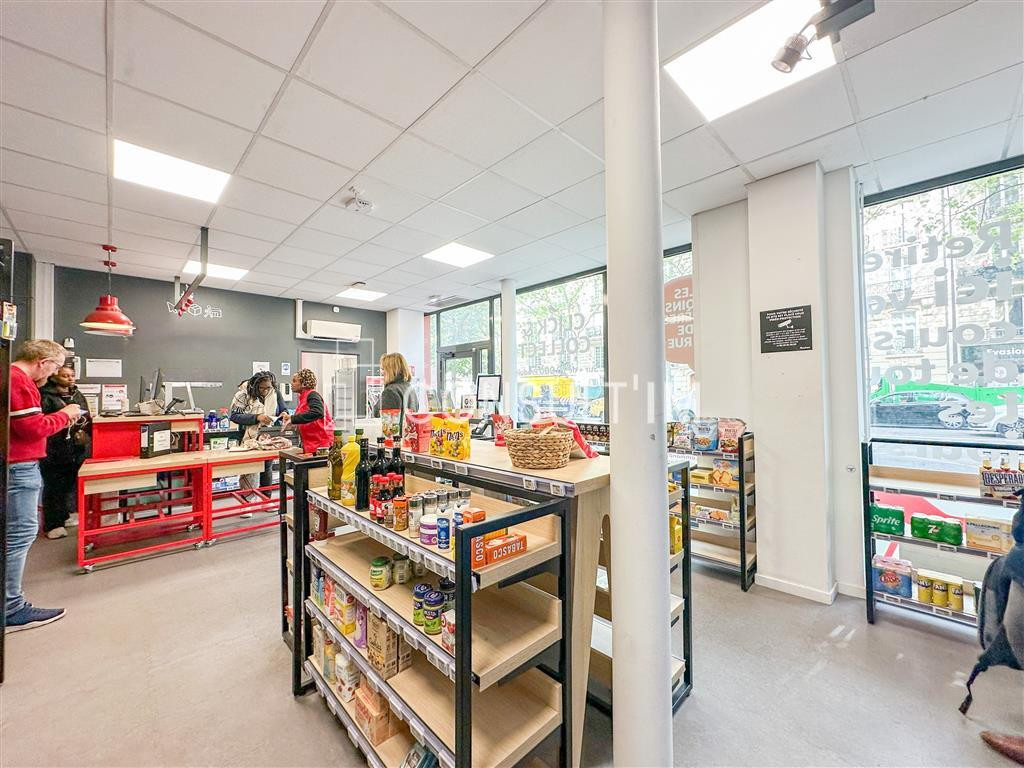 Boulevard Malesherbes, boutique à louer