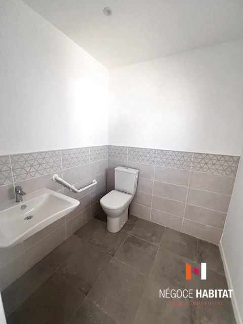 LOCAL PROFESSIONNEL T3 de 74m2