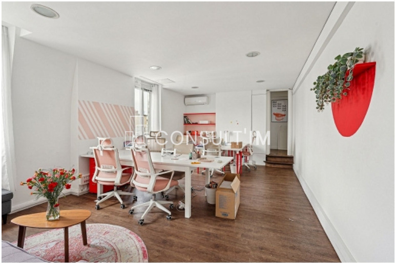 Plateau de 146 m² en étage élevé à louer