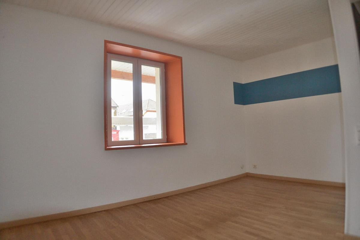 Ensemble Immobilier CV Pont De Roide