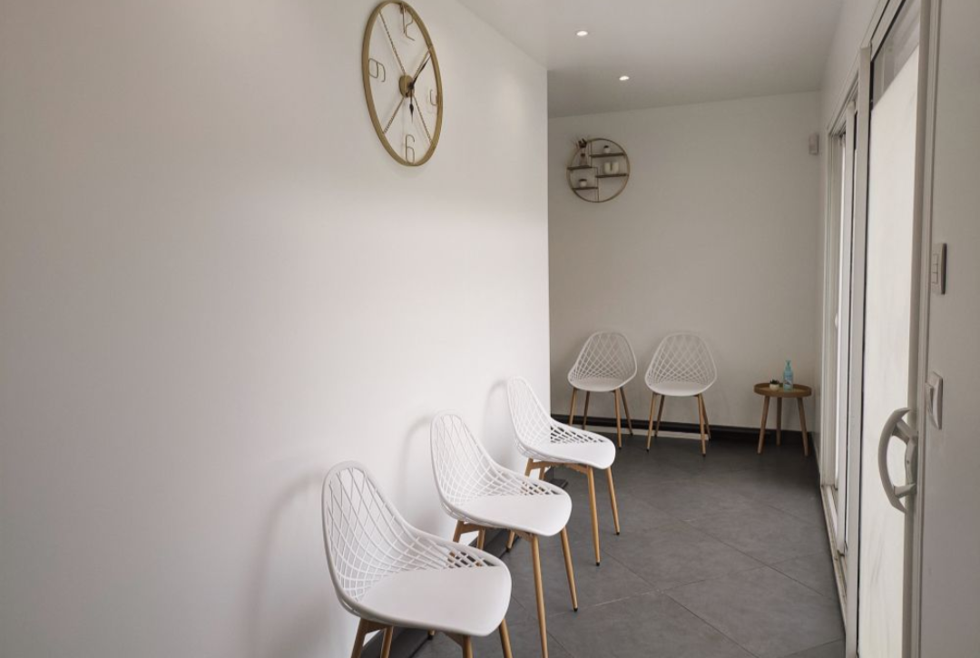 Location / colocation / partage local cabinet bureau 12m2