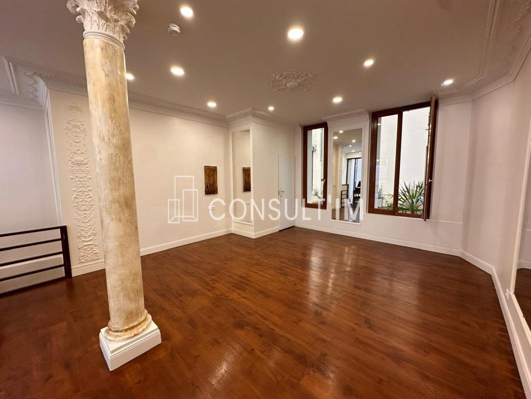 Rue des Graviers, une boutique de 60 m² en excellent état disponible immédiatement !