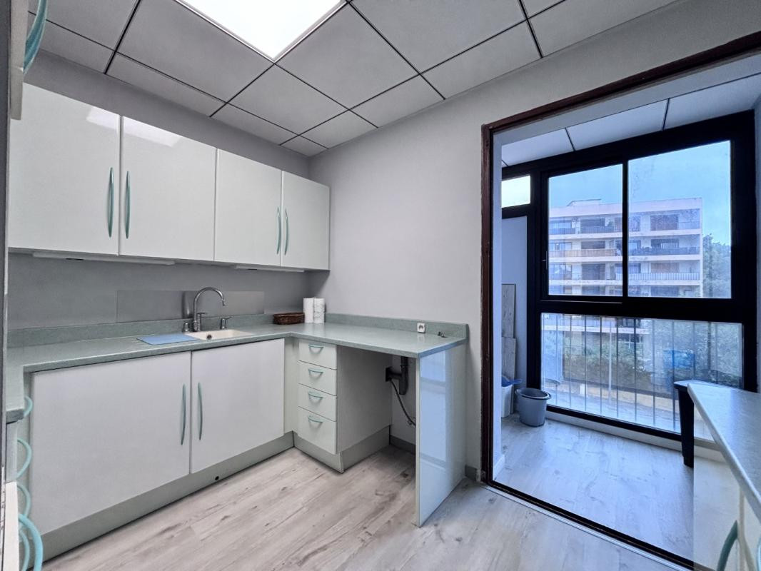 Bureau Professionnel à 2 pas de l'hôpital de Bastia