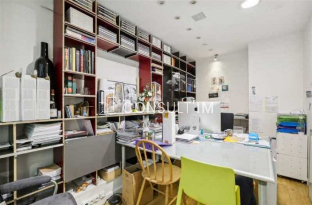 Métro Havre-Caumartin, à louer 100m² en Duplex