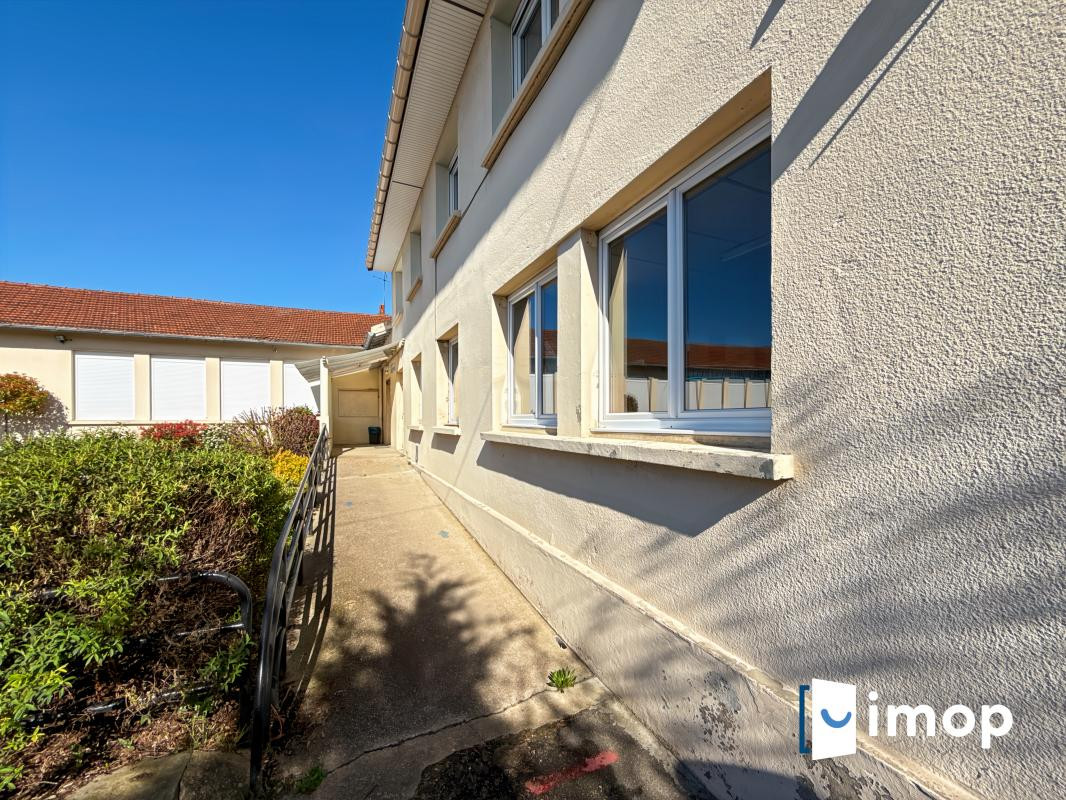 Actif immobilier indépendant de 590m2 sur un terrain de 2169m2