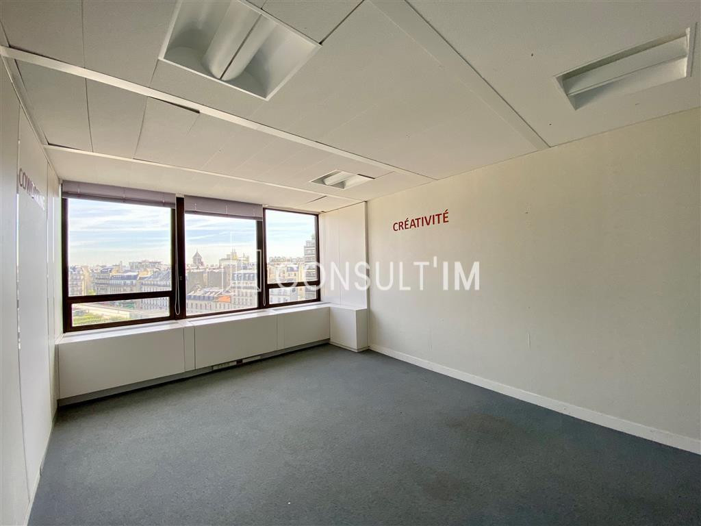 beaux bureaux au sein de la Tour Montparnasse, à louer, bureaux de 150m²