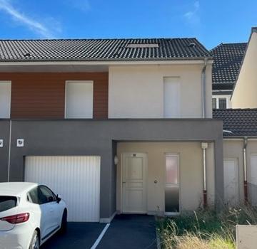 MAISON T4 GARAGE JARDIN DISPONIBLE DE SUITE