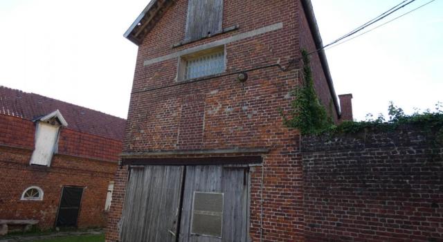 Immeuble / 372 m² / 140 000 EUR / AVESNES-LE-COMTE