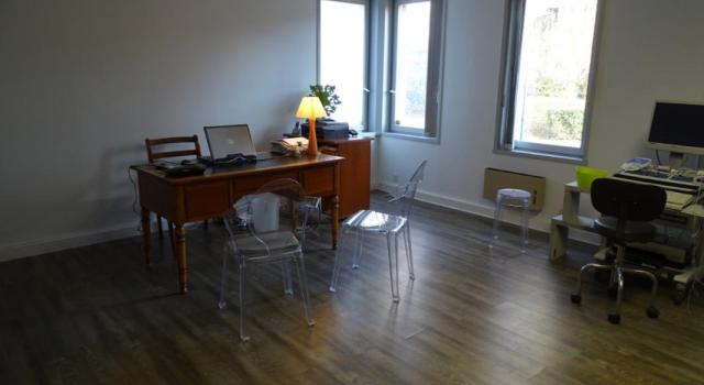 Bureaux pour profession Médicale Villeneuve-D'ascq 42 m2