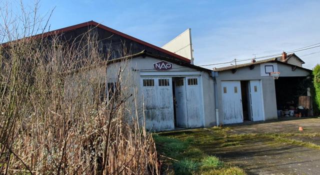 CREPY EN VALOIS (60) - Dépendances à aménager