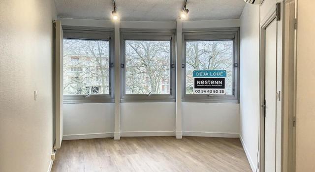 Bureau avec espaces communs Blois