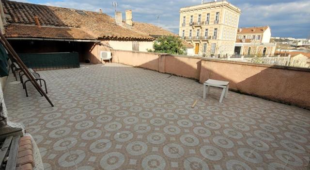 Immeuble Marseille 4 pièce(s) 174 m2