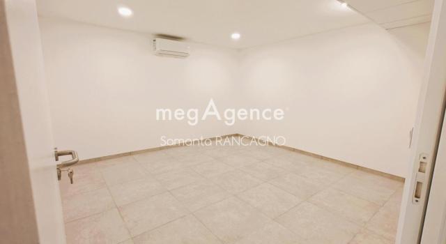 Fréjus Capitou – Local professionnel neuf 80 m² avec 5 parkings