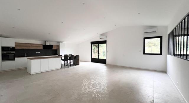 Loft individuel en plain pied avec piscine et jacuzzi