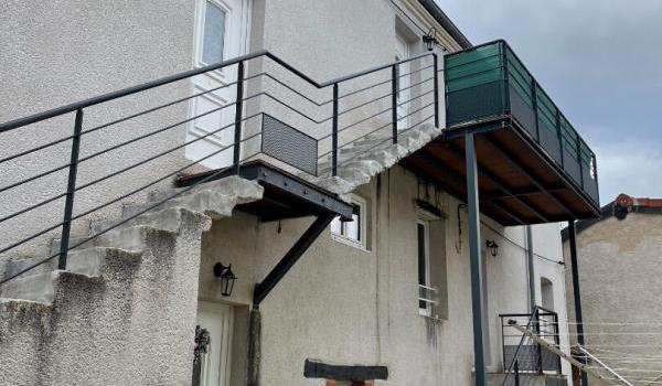 Immeuble Roanne 12 pièce(s) 251.22 m2