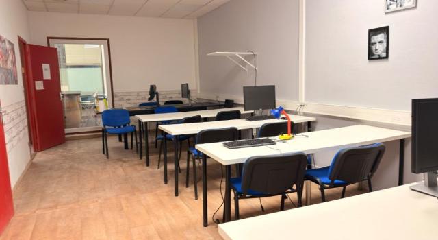 Commerces 8 pièces / 320 m² / 265 000 EUR / ALBI