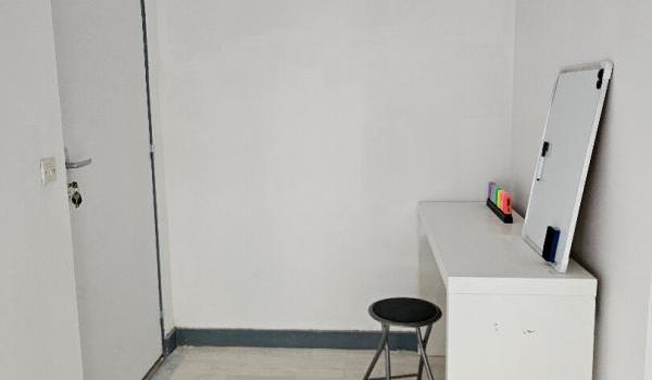 2 lots composés de 2 T1 et 2 studios + 2 places stationnement