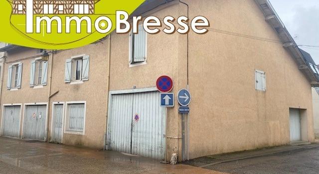 Montrevel en Bresse - A vendre - Immeuble complet