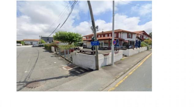 A VENDRE – BIARRITZ Aéroport - EMPLACEMENT IDEAL – FORT POTENTIEL