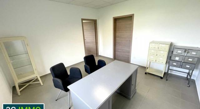 Vente murs pro Divers services à Longwy