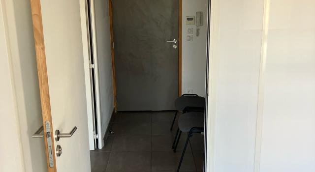 A LOUER 2 CABINETS INDEPENDANTS ET MITOYENS