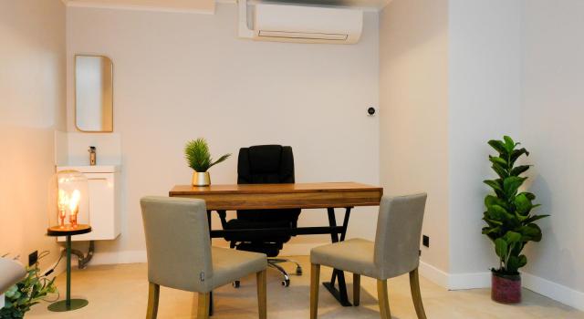 Grand cabinet médical neuf 18 m², centre médical Paris 17e Monceau, tout inclus