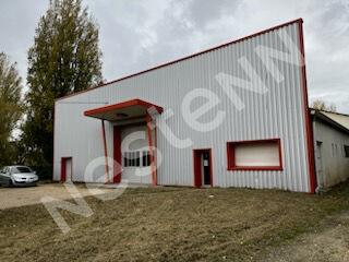 Bâtiment industriel de 1100m²